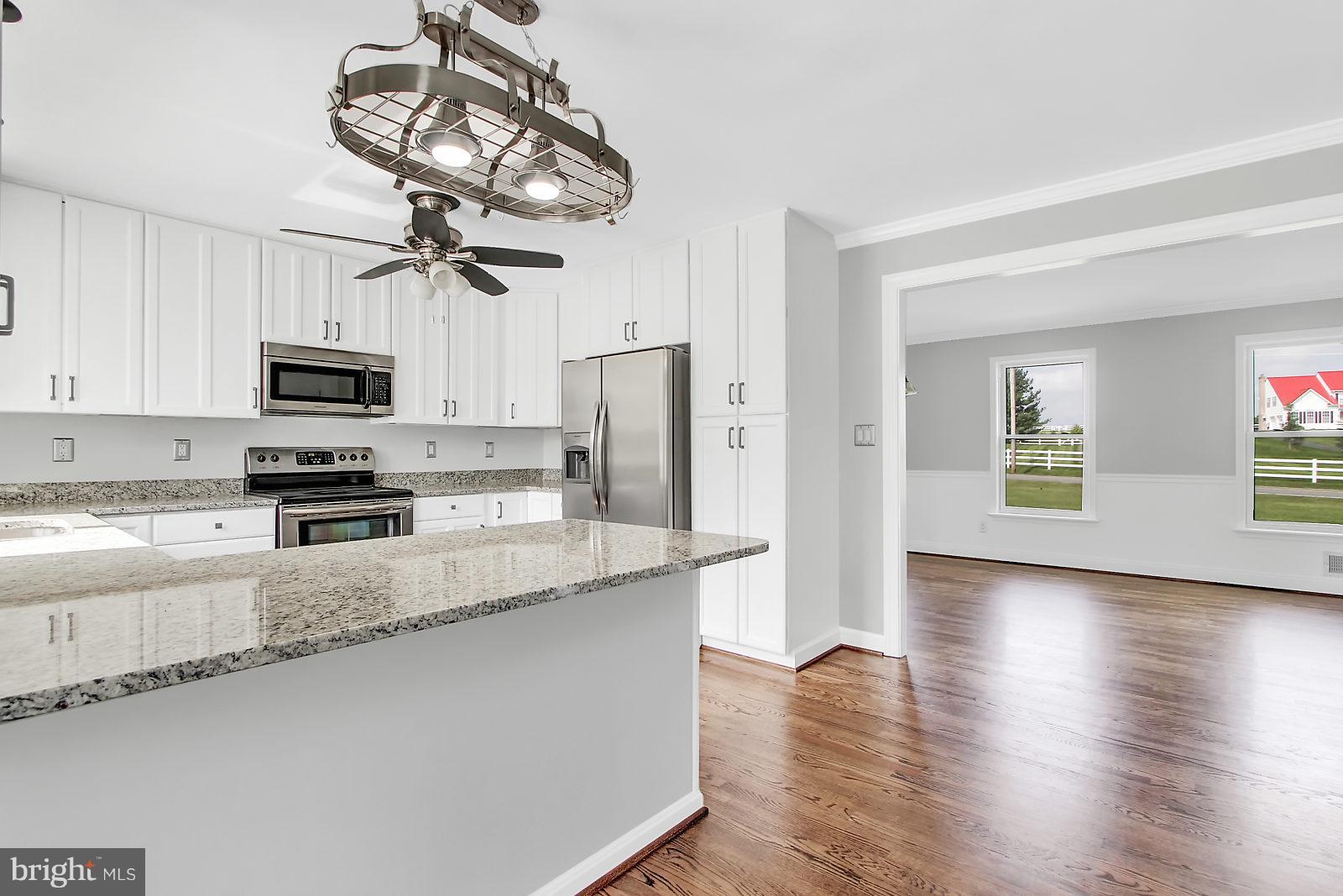8623 Hunt Club Road Thurmont, MD 21788 - Photo 5 of 25 Kitchen