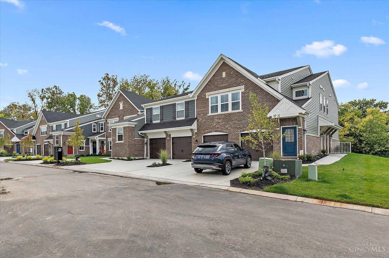607 Tradition Ridge, Unit 80204 Cincinnati, OH 45245 - Photo 1 of 34 Gallery Image 1