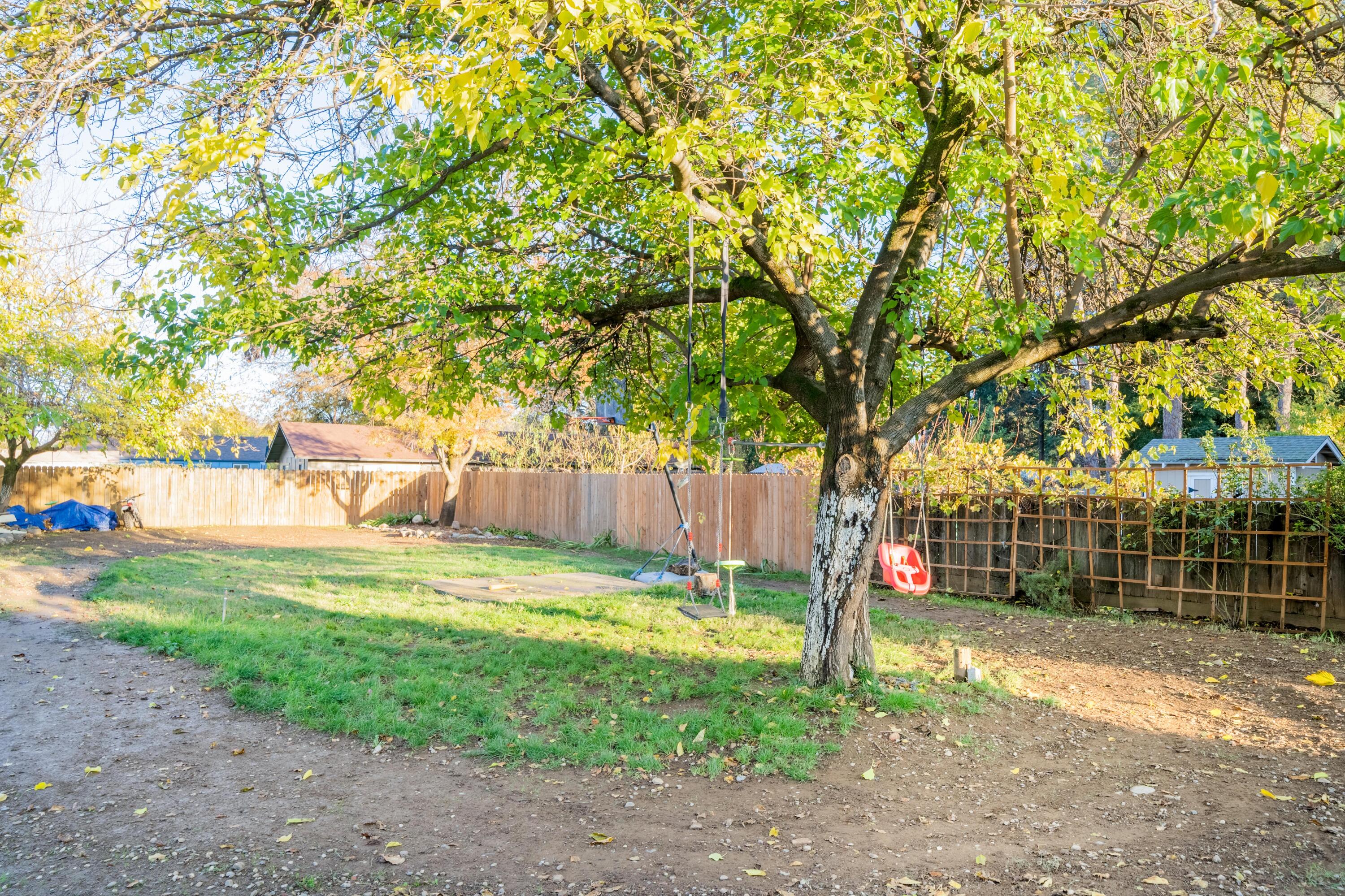 4969 Bidwell Road Redding, CA 96001 - Photo 20 of 21 HARRISONM-22