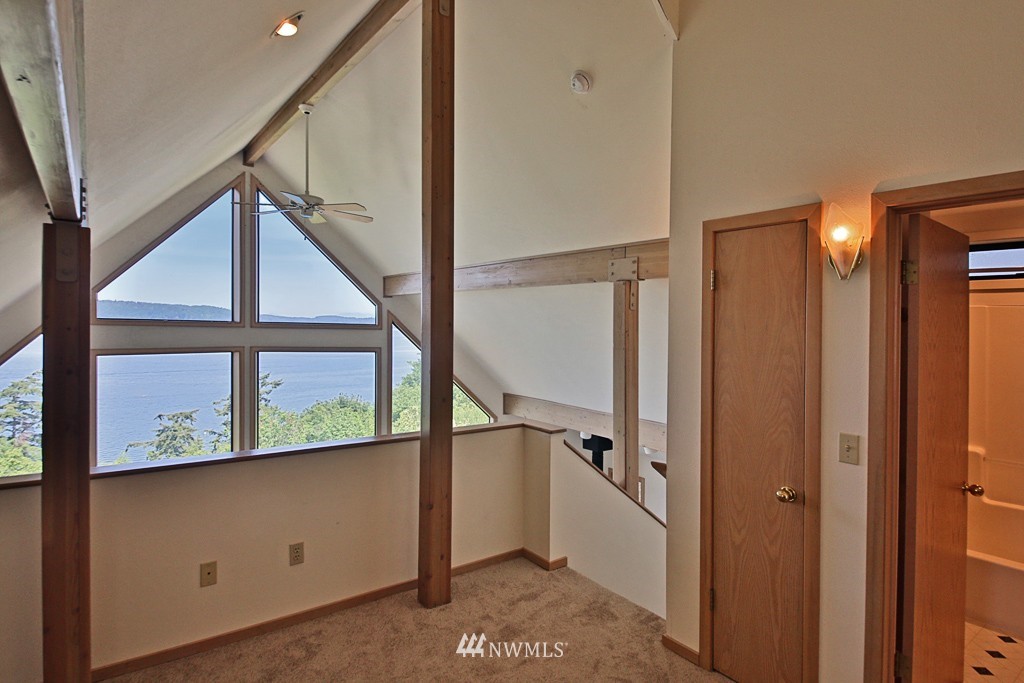 3205 Fox Spit Road Langley, WA 98260 - Photo 13 of 25 Gallery Image 13
