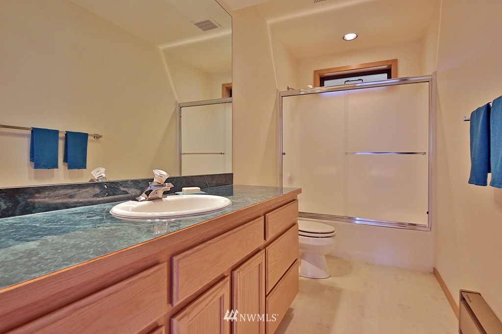 3205 Fox Spit Road Langley, WA 98260 - Photo 16 of 25 Gallery Image 16