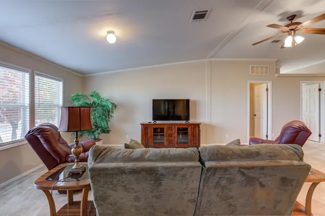 $250,000 | 17006 County Road 1350, Wolfforth, TX 79382