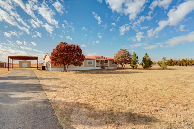 $250,000 | 17006 County Road 1350, Wolfforth, TX 79382