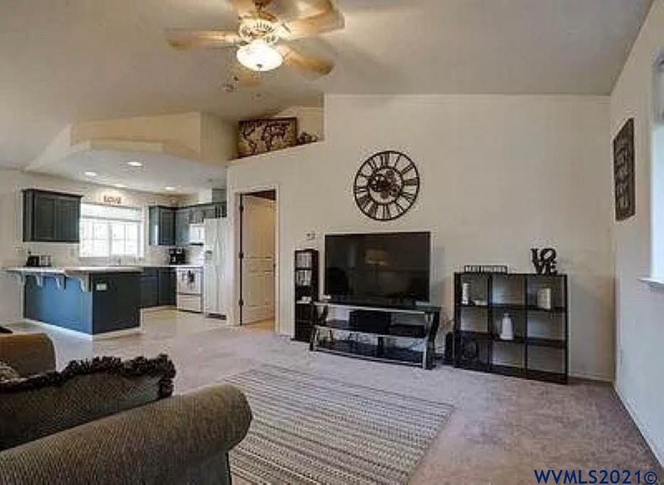 1235 Stonefield Court Stayton, OR 97383 - Photo 6 of 18 Gallery Image 6