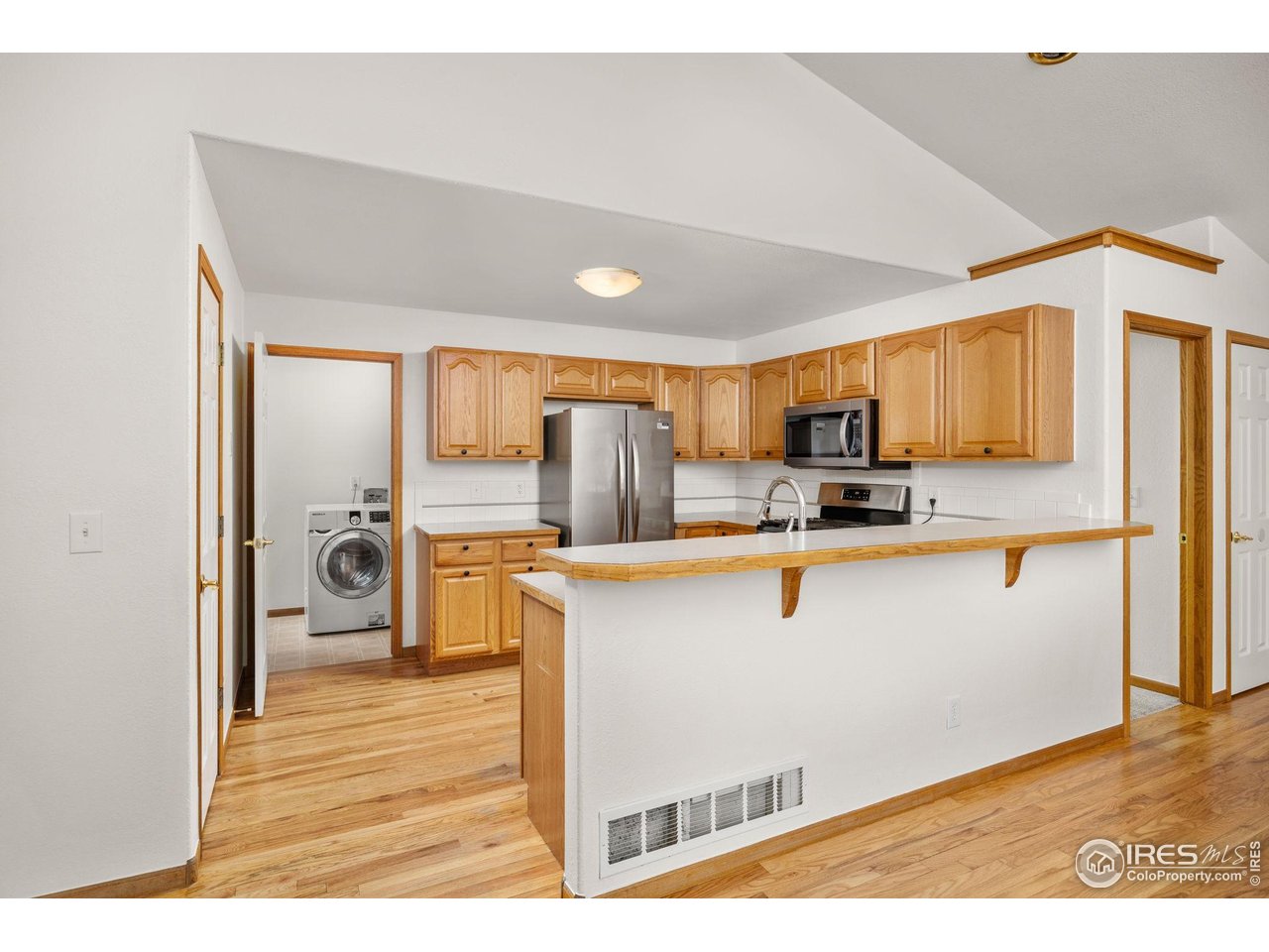 314 Victoria Street Berthoud, CO 80513 - Photo 8 of 36