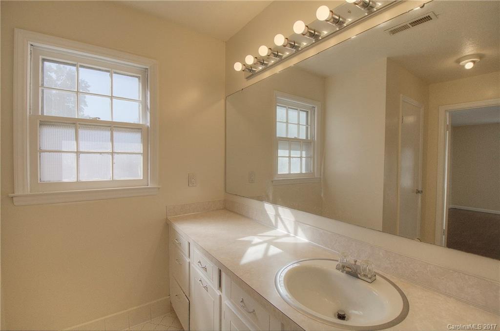 6629 Cedar Springs Road Charlotte, NC 28212 - Photo 8 of 11 Gallery Image 8