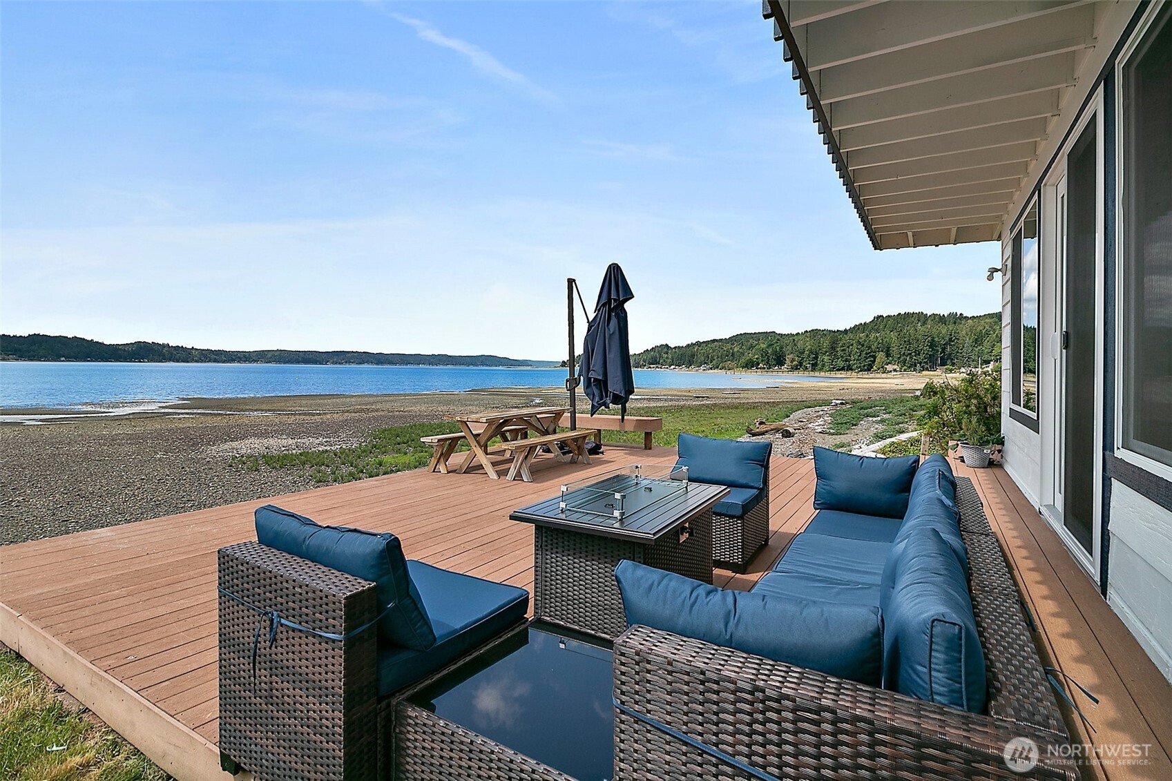 191 Northeast Lynnwood Beach Road Belfair, WA 98528 - Photo 15 of 22