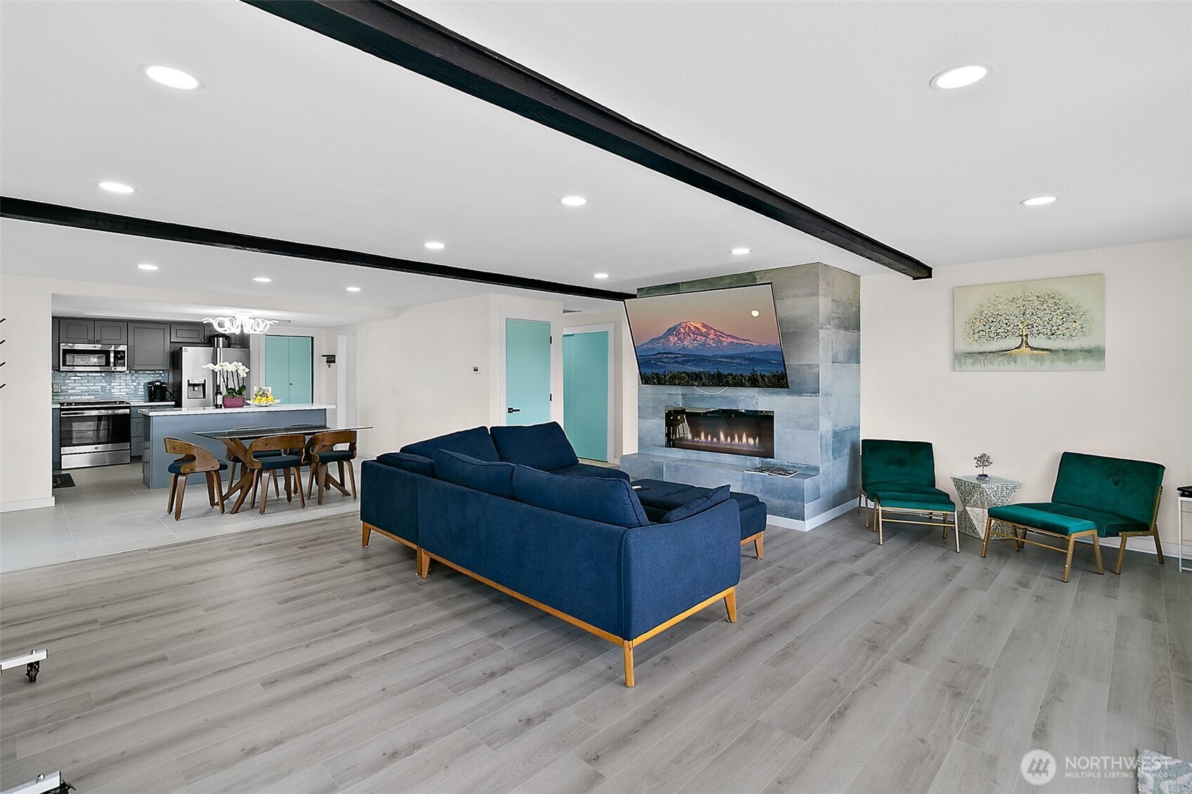 191 Northeast Lynnwood Beach Road Belfair, WA 98528 - Photo 4 of 22