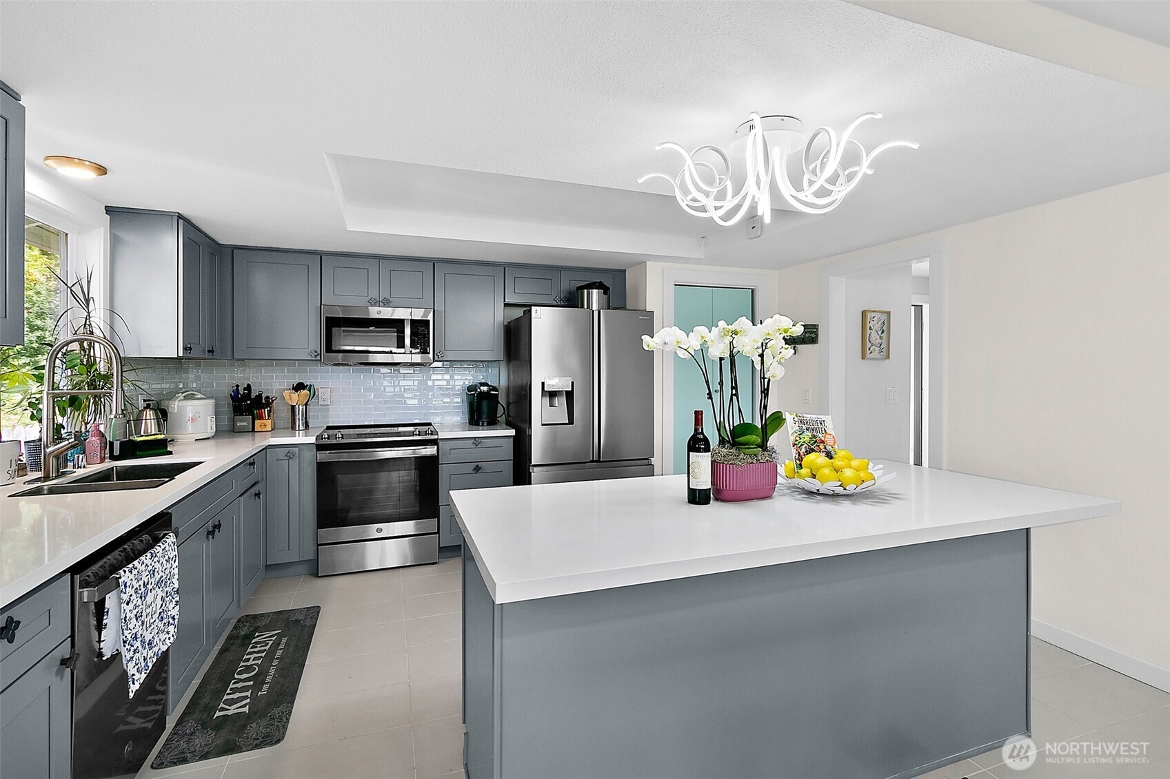 191 Northeast Lynnwood Beach Road Belfair, WA 98528 - Photo 5 of 22