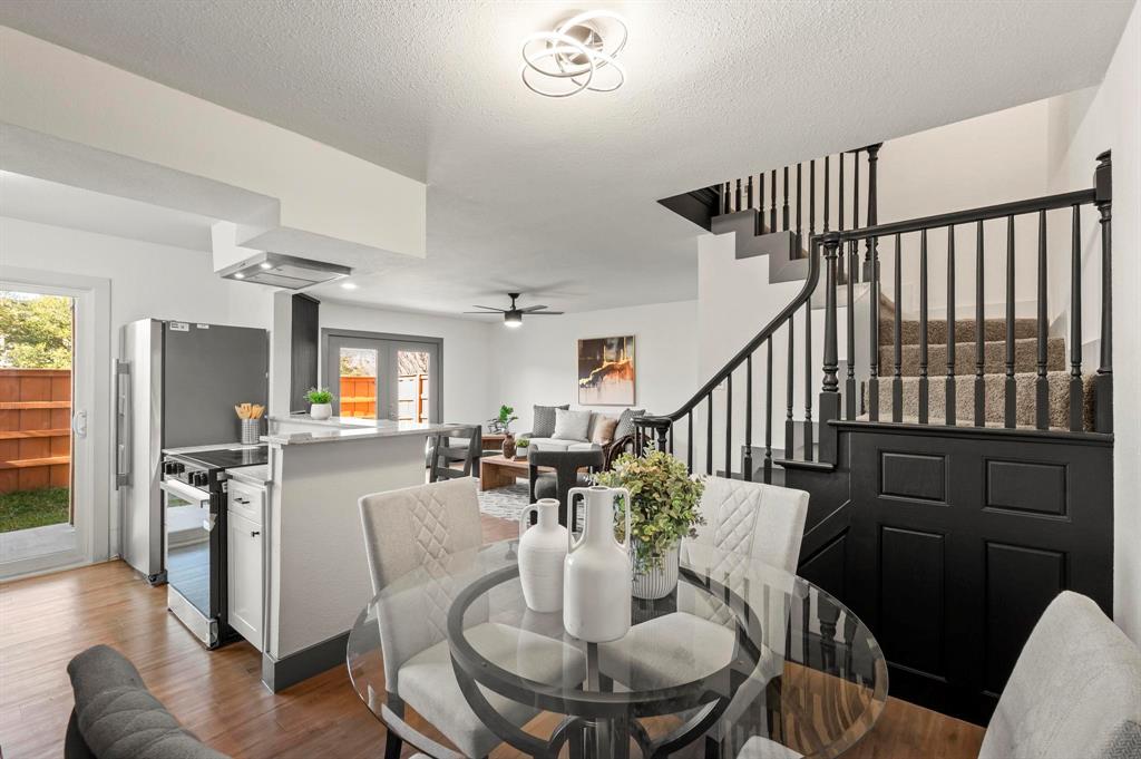 4247 Madera Road Irving, TX 75038 - Photo 9 of 28 a living room with furniture and a flat screen tv