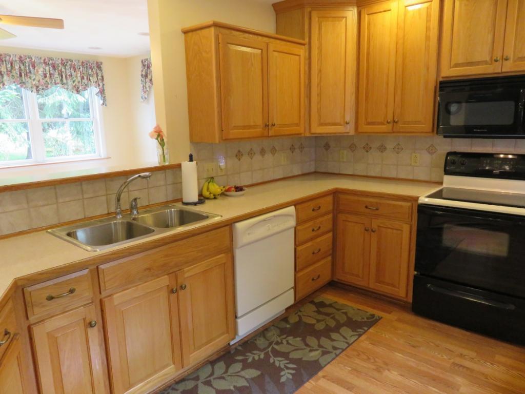 131 Andrews Road Vestal, NY 13850 - Photo 8 of 24 Gallery Image 8