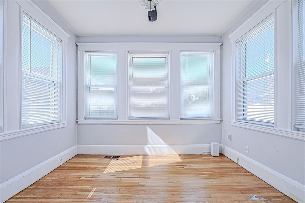 9 Sutcliffe Road Lynn, MA 01904 - Photo 24 of 42