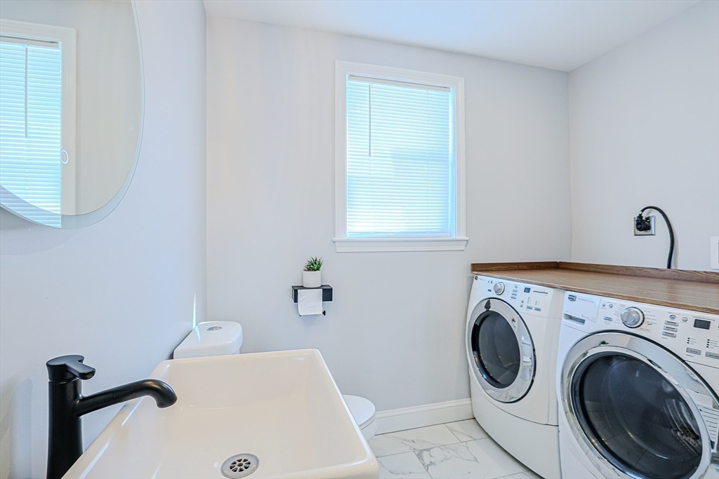 9 Sutcliffe Road Lynn, MA 01904 - Photo 25 of 42