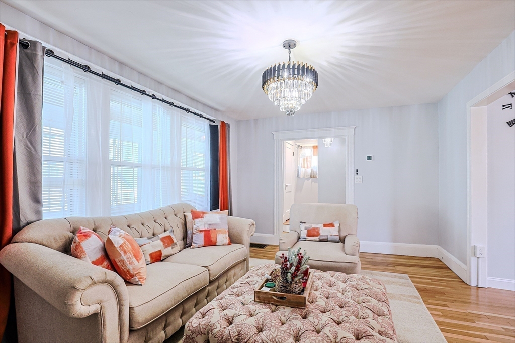 9 Sutcliffe Road Lynn, MA 01904 - Photo 9 of 42