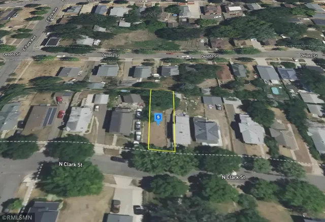 $24,999 | 880 Clark Street North, St. Paul, MN 55130