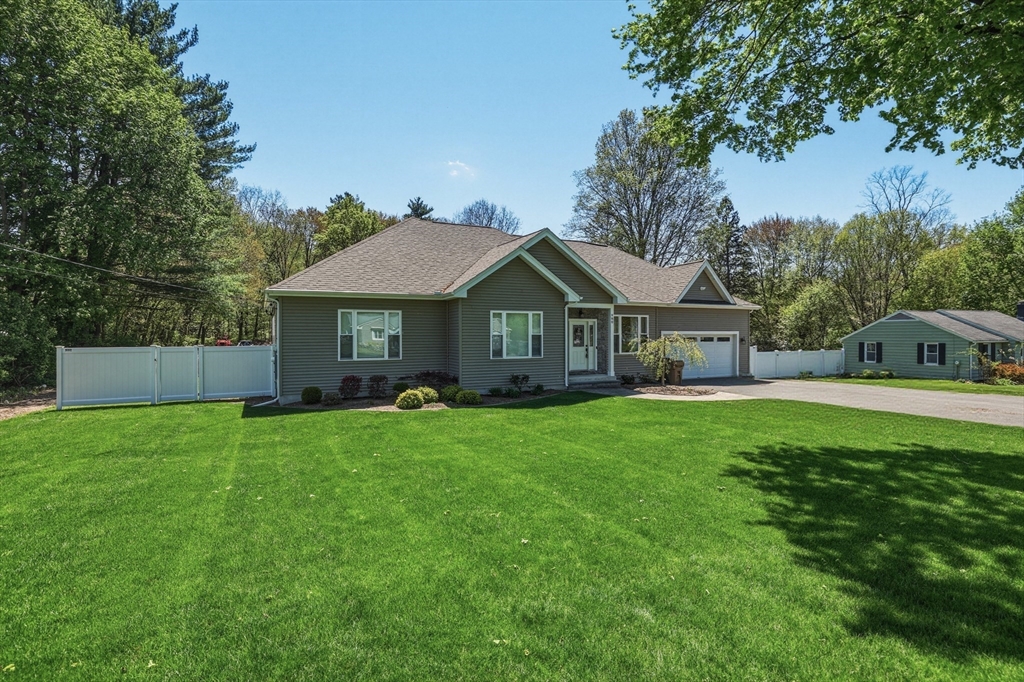 980 Center Street Ludlow, MA 01056 - Photo 2 of 42