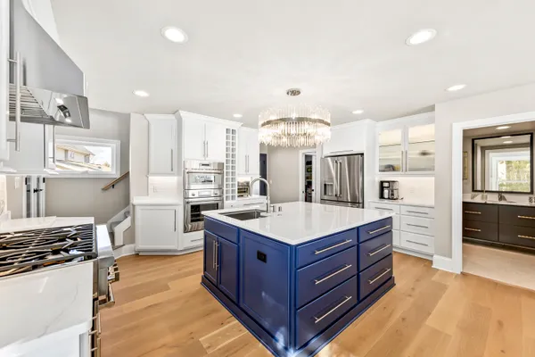 $2,099,000 | W351N5322 Rd C, Oconomowoc, WI 53066