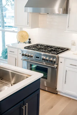 $2,099,000 | W351N5322 Rd C, Oconomowoc, WI 53066