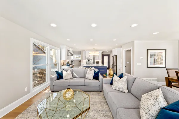 $2,099,000 | W351N5322 Rd C, Oconomowoc, WI 53066