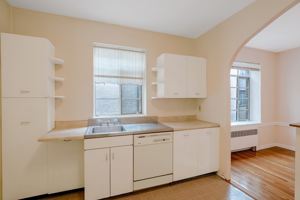 86 Griggs Road, Unit 12 Brookline, MA 02446 - Photo 11 of 36 Gallery Image 11