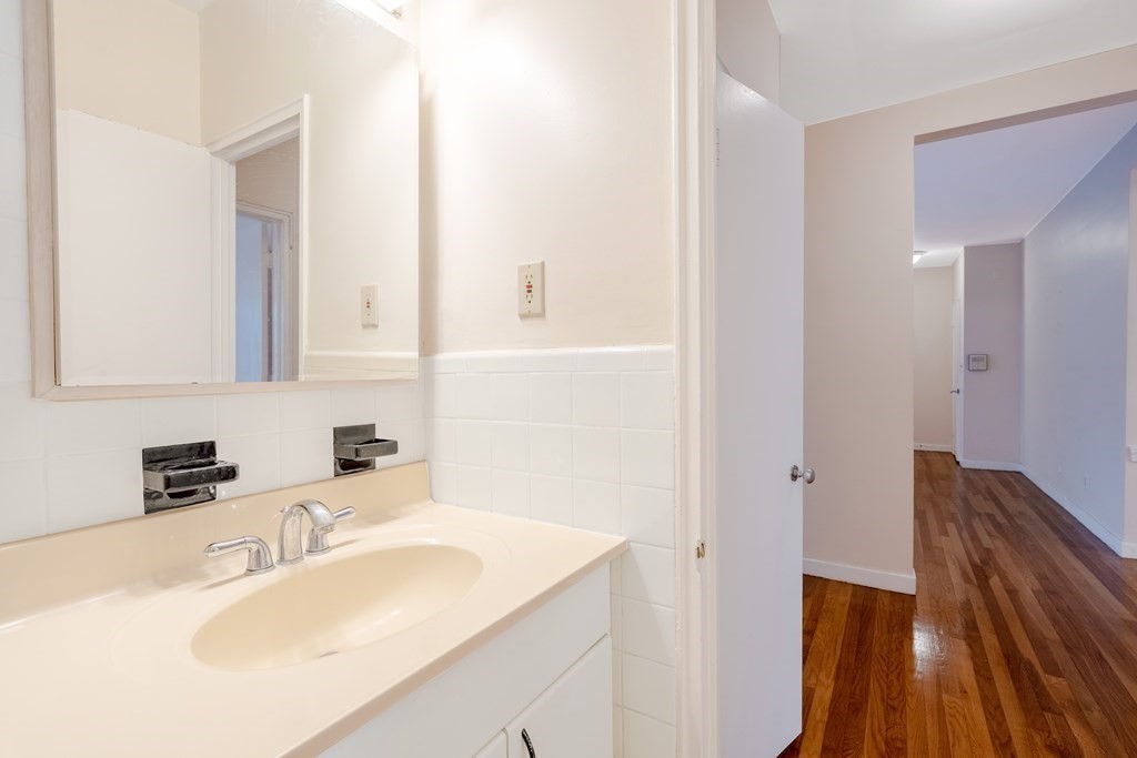 86 Griggs Road, Unit 12 Brookline, MA 02446 - Photo 19 of 36 Gallery Image 19