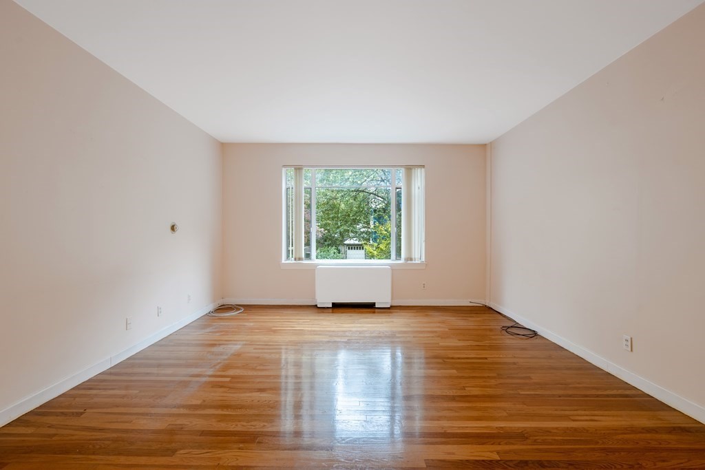 86 Griggs Road, Unit 12 Brookline, MA 02446 - Photo 5 of 36 Gallery Image 5