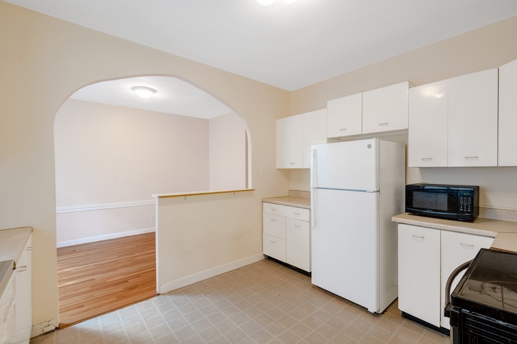 86 Griggs Road, Unit 12 Brookline, MA 02446 - Photo 9 of 36 Gallery Image 9