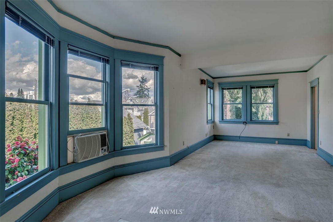 1731 Rucker Avenue Everett, WA 98201 - Photo 14 of 23 Gallery Image 14