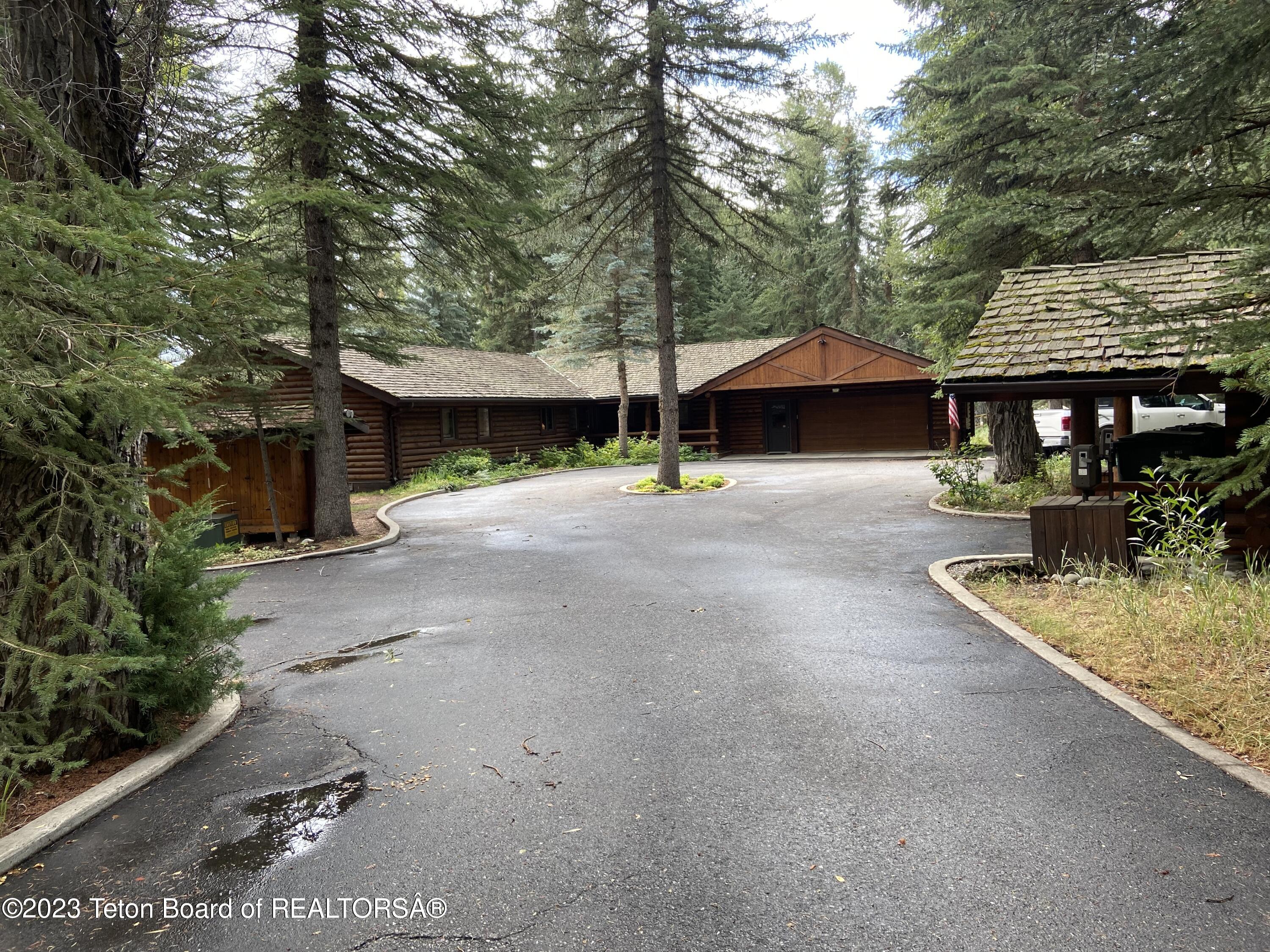 300 East Avalanche Cyn Dr
