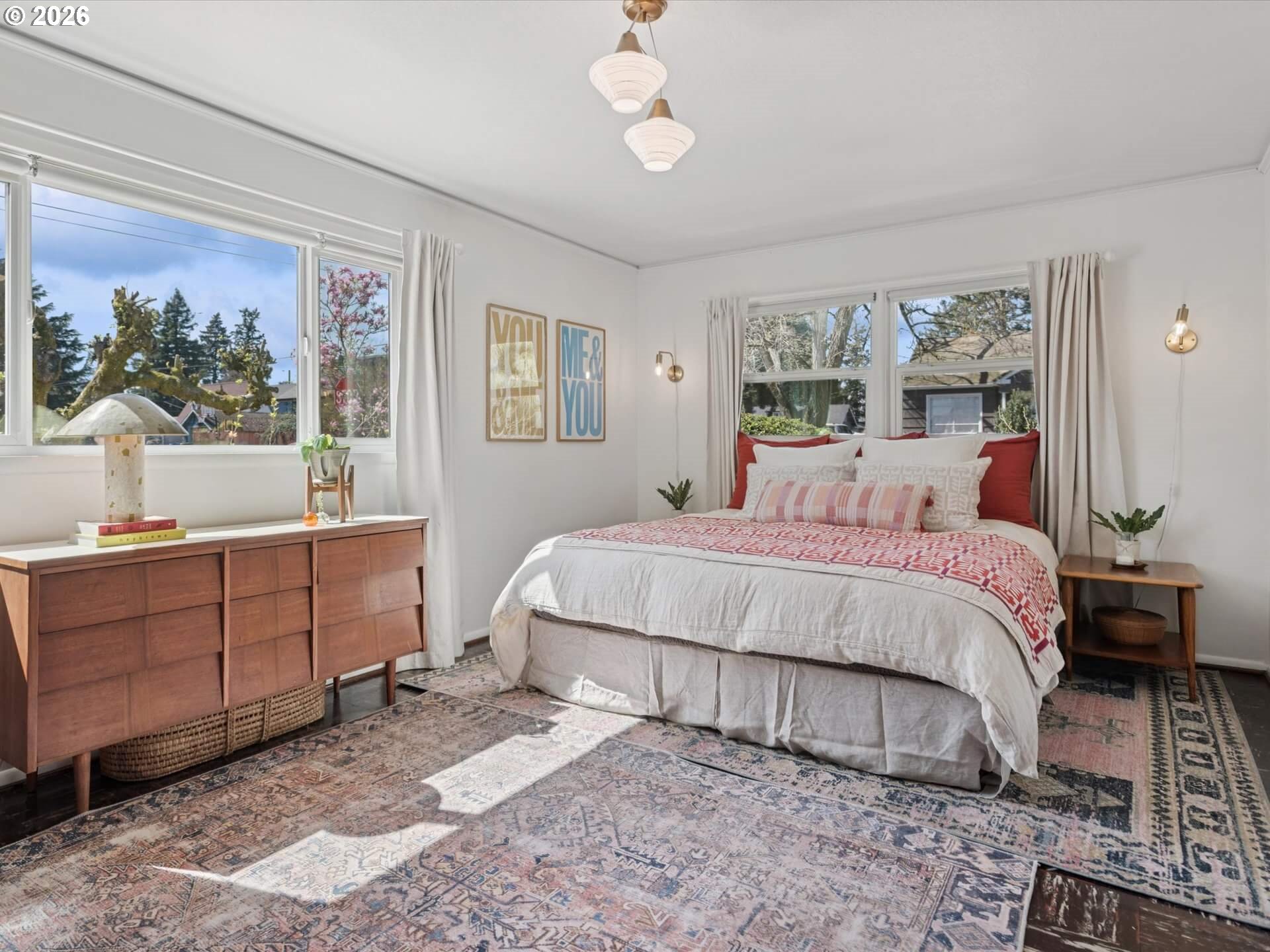 6030 Southeast 80th Avenue Portland, OR 97206 - Photo 20 of 42 a bedroom with a large bed and a window