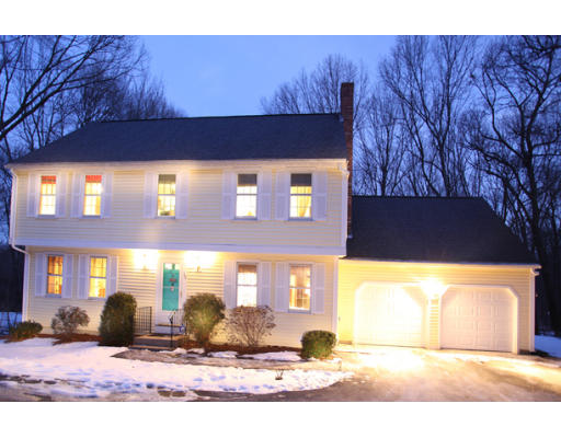 10 Bantry Road Southborough, MA 01772 - Photo 1 of 27 Gallery Image 1