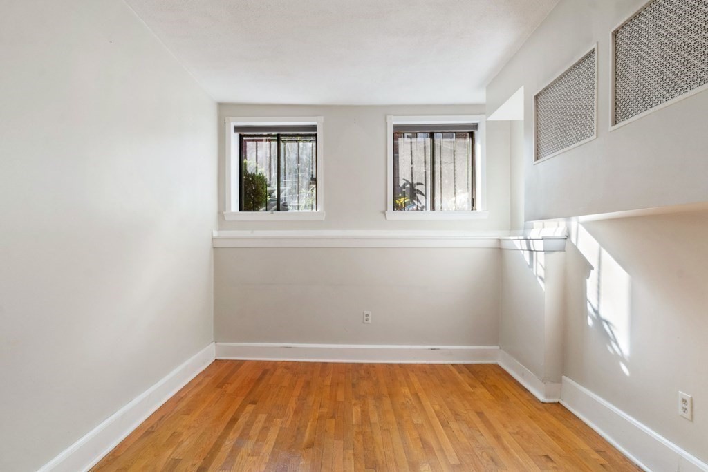 132 Sutherland Road, Unit A Boston, MA 02135 - Photo 12 of 18