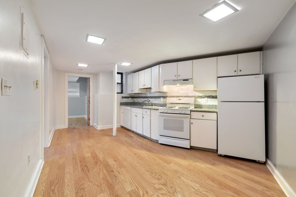 132 Sutherland Road, Unit A Boston, MA 02135 - Photo 7 of 18