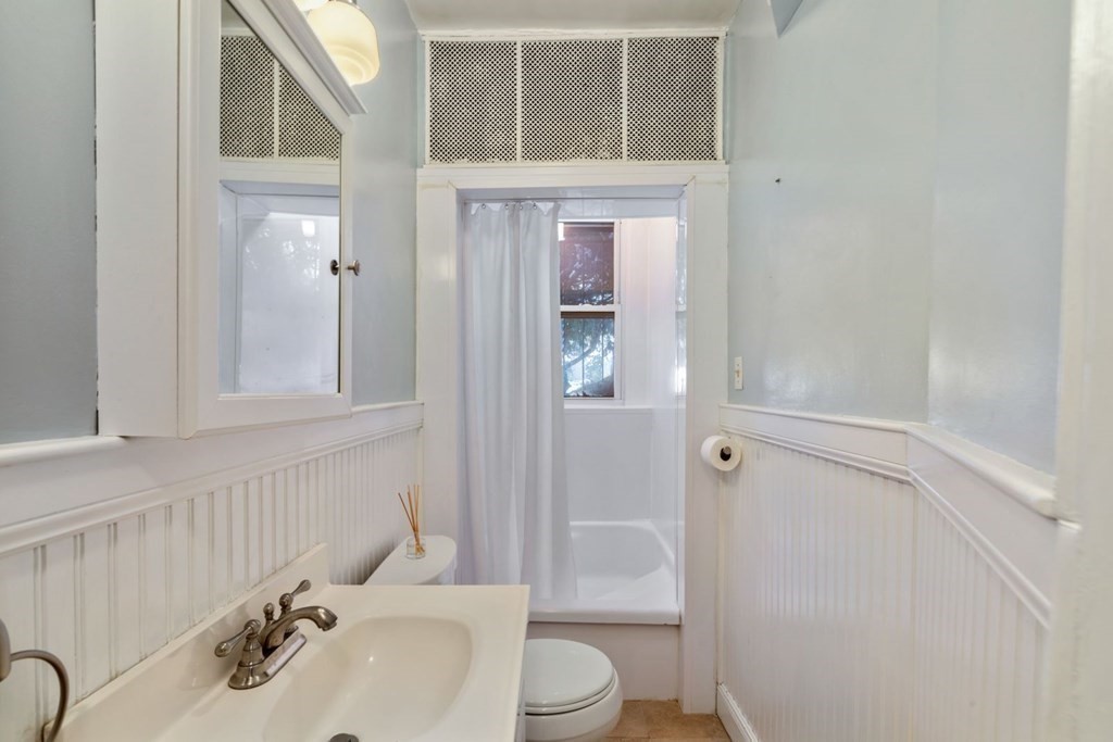 132 Sutherland Road, Unit A Boston, MA 02135 - Photo 8 of 18