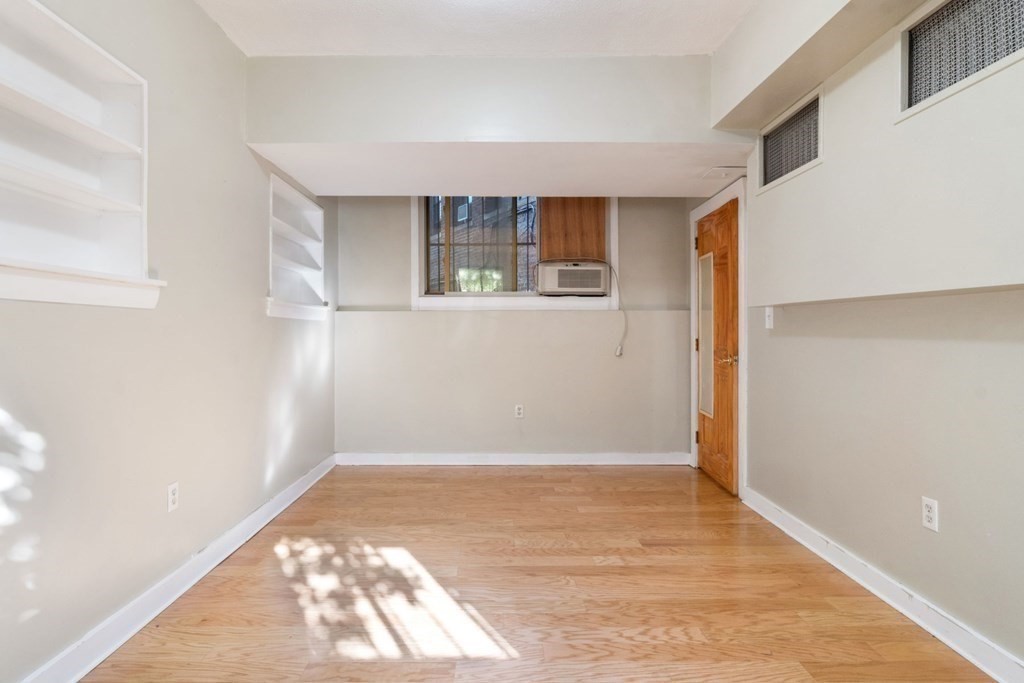 132 Sutherland Road, Unit A Boston, MA 02135 - Photo 10 of 18