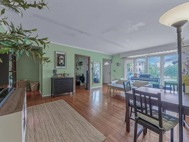 $1,160,000 | 25 Lawrence Street, New Hyde Park, NY 11040