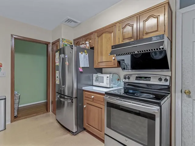 $1,160,000 | 25 Lawrence Street, New Hyde Park, NY 11040