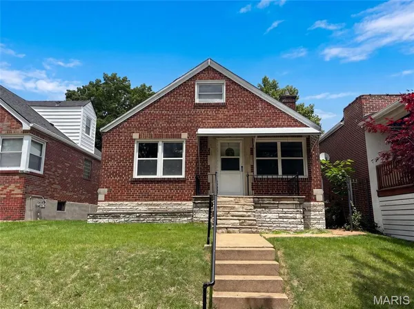 $319,000 | 5363 Reber Place, St. Louis, MO 63139