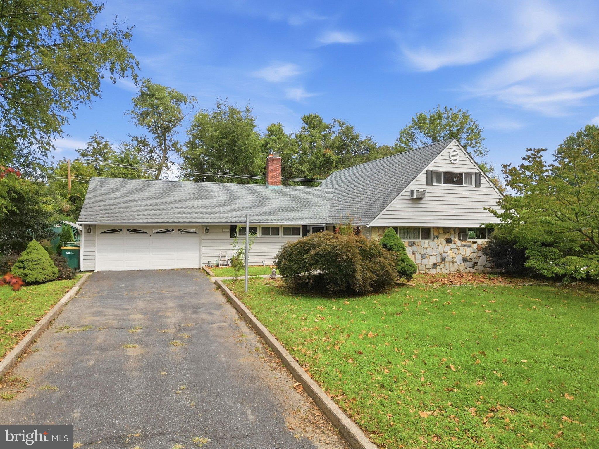 6 Seckelpear Road Levittown, PA 19056 - Photo 5 of 71 Gallery Image 5