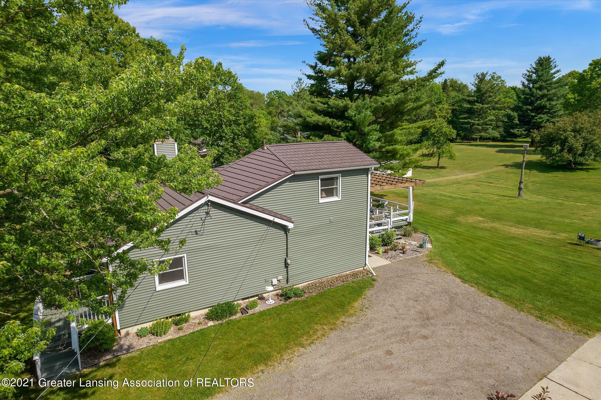 7534 Howe Road Bath, MI 48808 - Photo 42 of 64 42-7534-E-Howe-Rd-WindowStill-Real-Estat