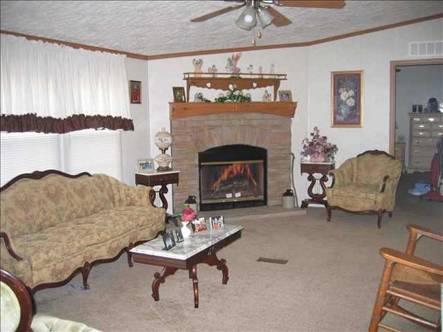 443 Hawthorne Road Honea Path, SC 29654 - Photo 4 of 13