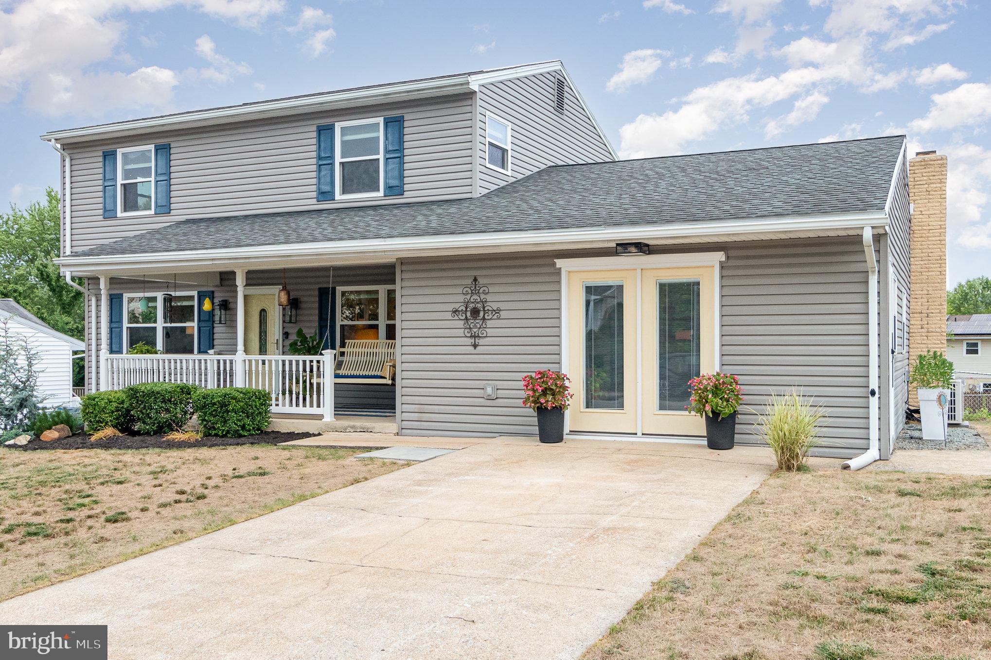 107 Pearl Drive Carlisle, PA 17013 - Photo 2 of 30