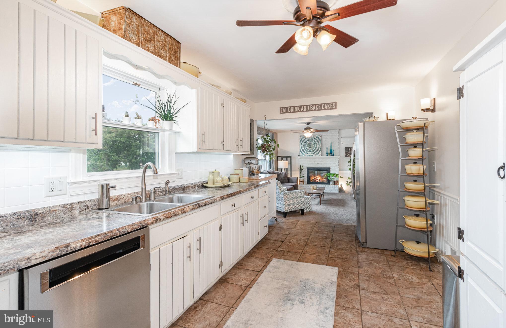 107 Pearl Drive Carlisle, PA 17013 - Photo 9 of 30