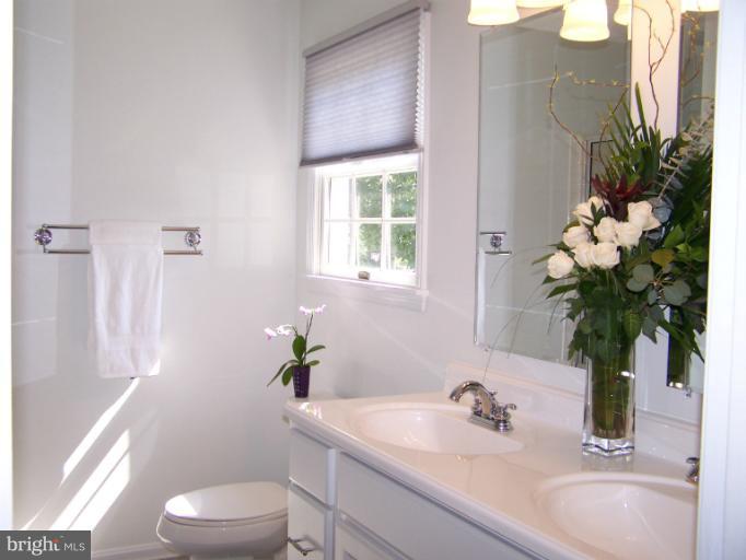 7885 Poplar Grove Road Severn, MD 21144 - Photo 12 of 24 Bath (Master)