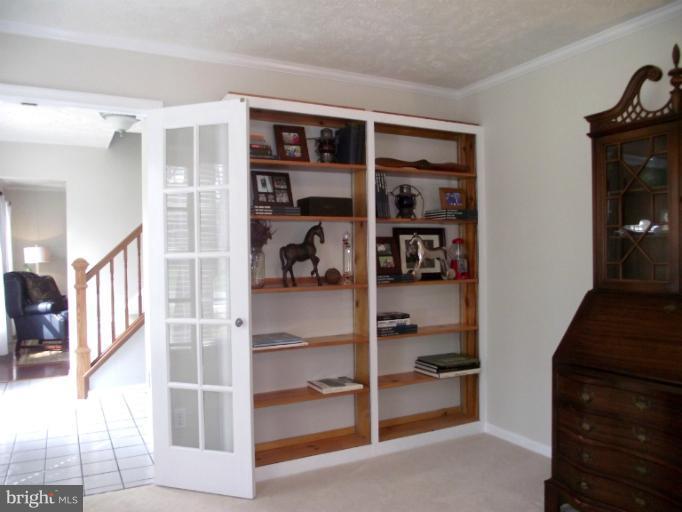 7885 Poplar Grove Road Severn, MD 21144 - Photo 7 of 24 main level office