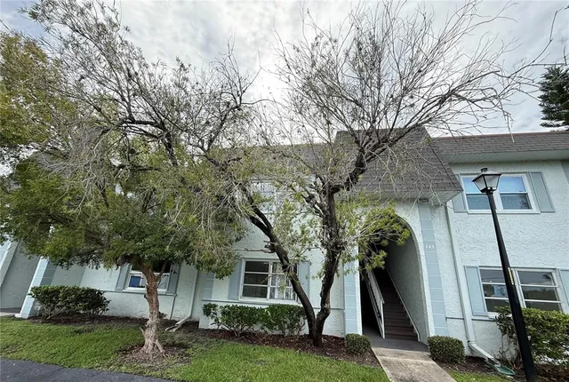 $1,300 | 247 South McMullen Booth Road, Unit 22, Clearwater, FL 33759