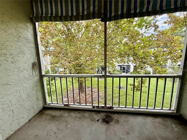 $1,300 | 247 South McMullen Booth Road, Unit 22, Clearwater, FL 33759