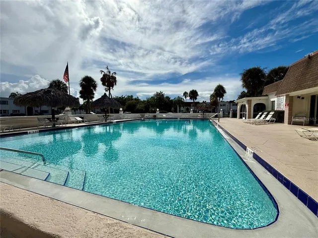 $1,300 | 247 South McMullen Booth Road, Unit 22, Clearwater, FL 33759