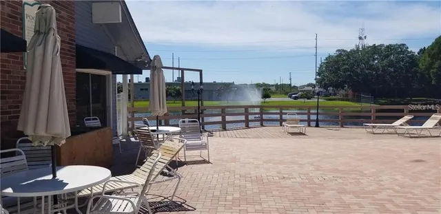 $1,695 | 200 Country Club Drive, Unit 906, Largo, FL 33771