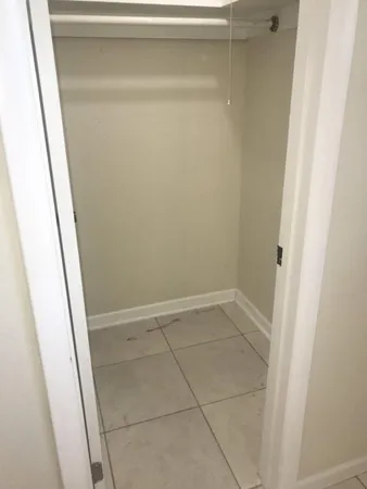 $2,400 | 5320 Harriet Place, West Palm Beach, FL 33407